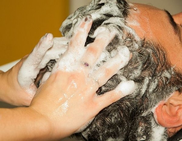 Que faut-il savoir du shampooing américain ?