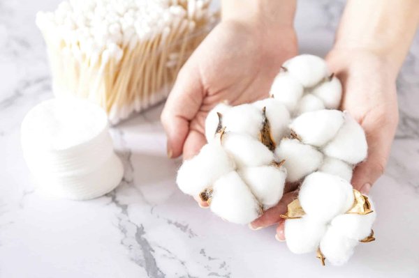 Les avantages de choisir des paniers à langer en coton bio