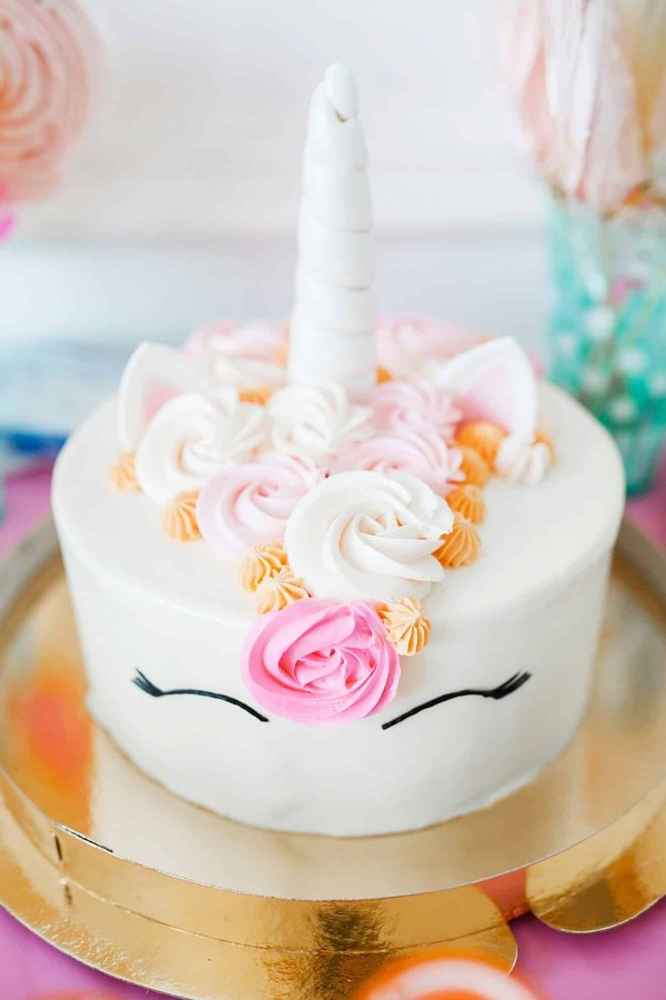 La décoration licorne parfaite pour le gâteau d'anniversaire de votre enfant